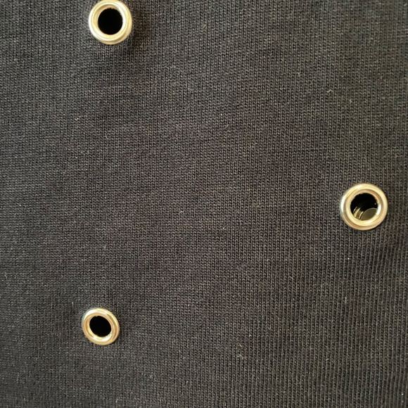 Veronica Beard Sebastian Grommet Tee - Picture 4 of 5